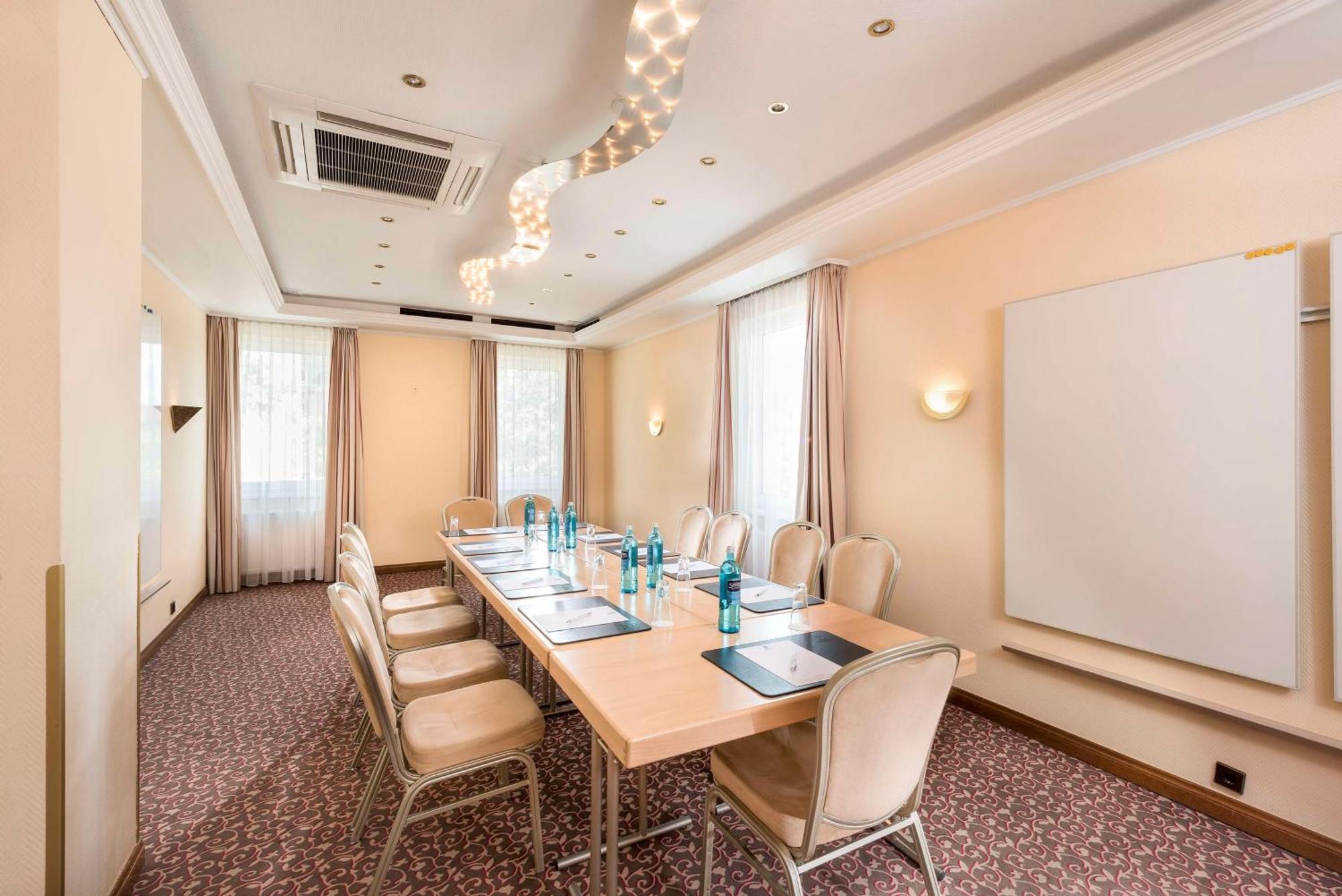 Western Zur Post Hotel