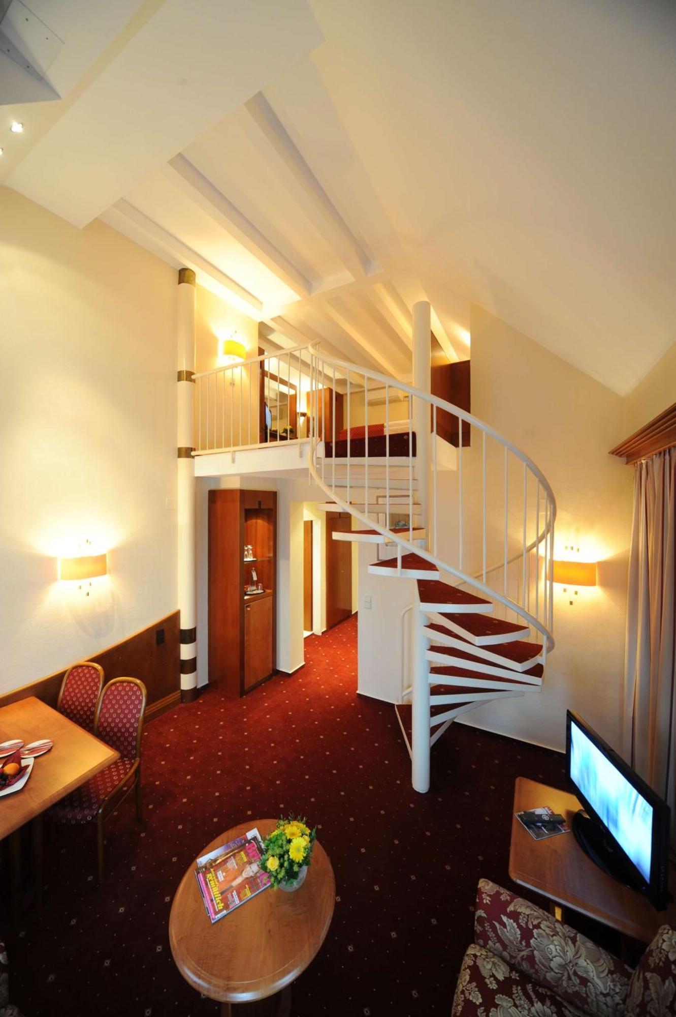 Western Zur Post 4* Bremen